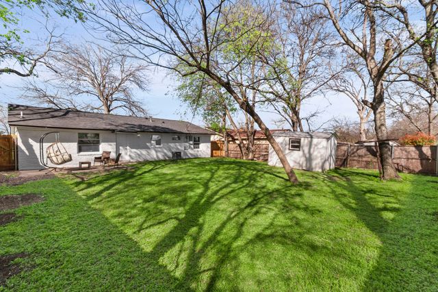 7325 Wilcox Drive, Dallas, TX 75232