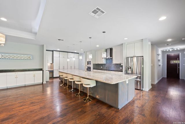 7970 S Verde Drive, San Antonio, TX 78240