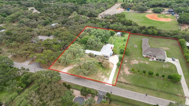 7970 S Verde Drive, San Antonio, TX 78240