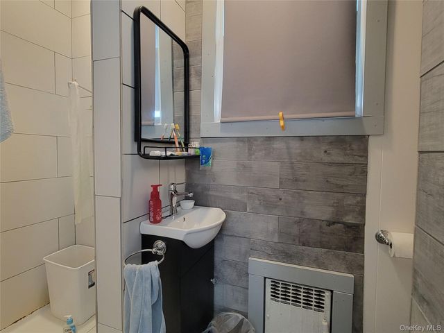 35-26 154th Street, Flushing, NY 11354