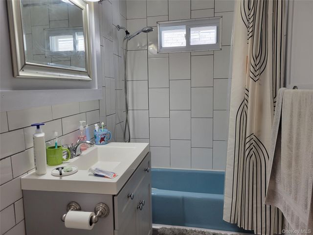 35-26 154th Street, Flushing, NY 11354