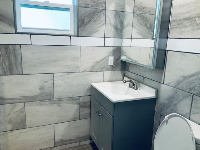 7 SUN COUNTRY COURT, Eustis, FL 32726