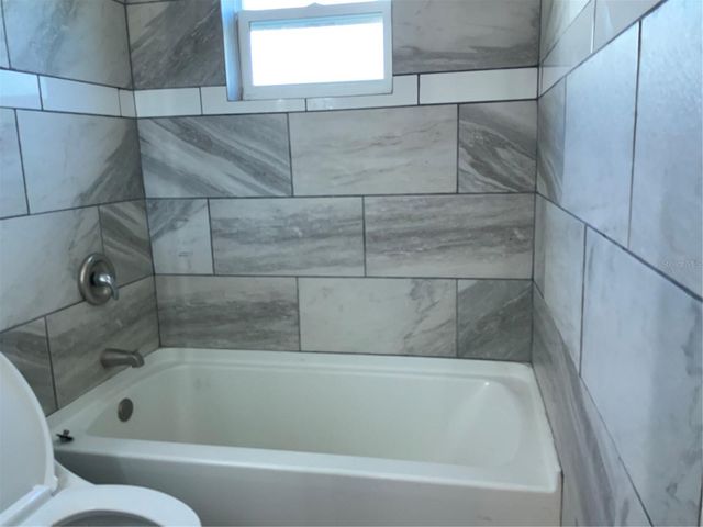 7 SUN COUNTRY COURT, Eustis, FL 32726