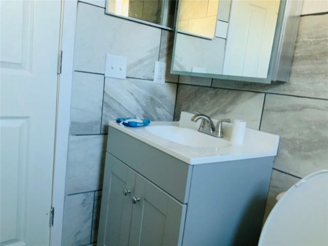 7 SUN COUNTRY COURT, Eustis, FL 32726