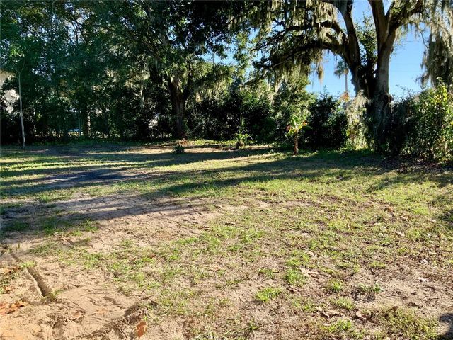 7 SUN COUNTRY COURT, Eustis, FL 32726