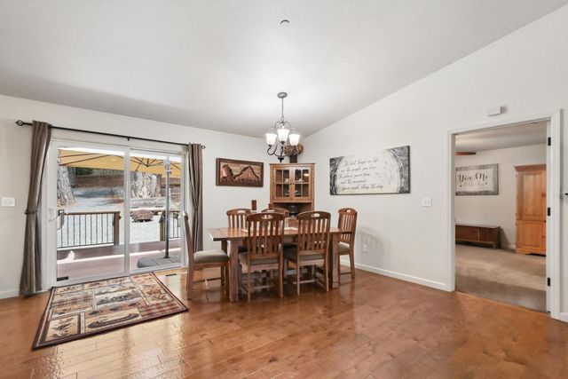 20155 Redwood Dr, Foresthill, CA 95631