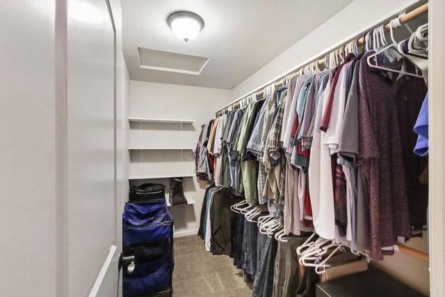 20155 Redwood Dr, Foresthill, CA 95631