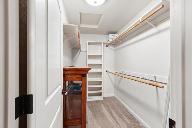 20155 Redwood Dr, Foresthill, CA 95631