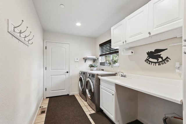 20155 Redwood Dr, Foresthill, CA 95631