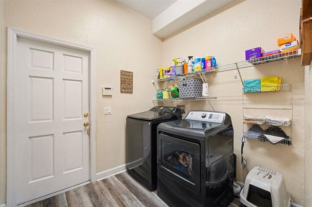 5685 LAKE VICTORIA DRIVE, Lakeland, FL 33813