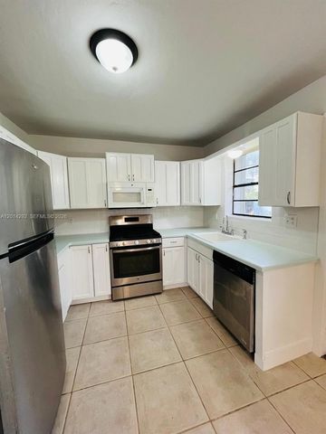 21220 NE 26th Ave 0, Miami, FL 33180