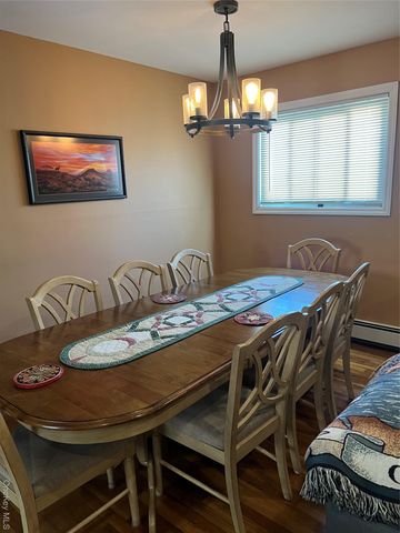 827 Bermuda Road, West Babylon, NY 11704