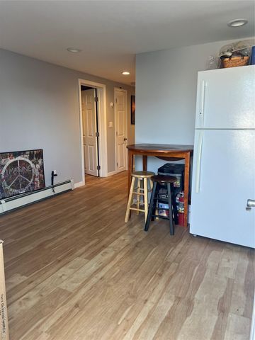 827 Bermuda Road, West Babylon, NY 11704