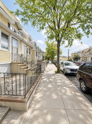 92-47 76th Street, Woodhaven, NY 11421