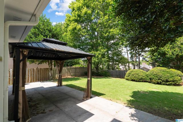5513 FAWN CIRCLE, Hoover, AL 35226