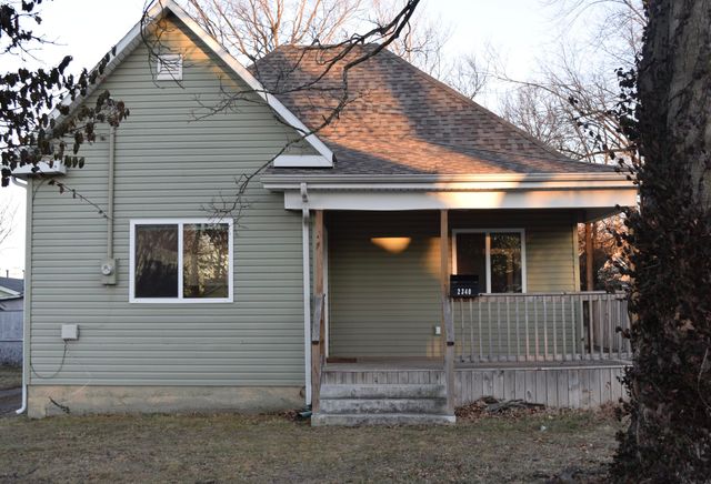 2340 N Kellett Avenue, Springfield, MO 65803