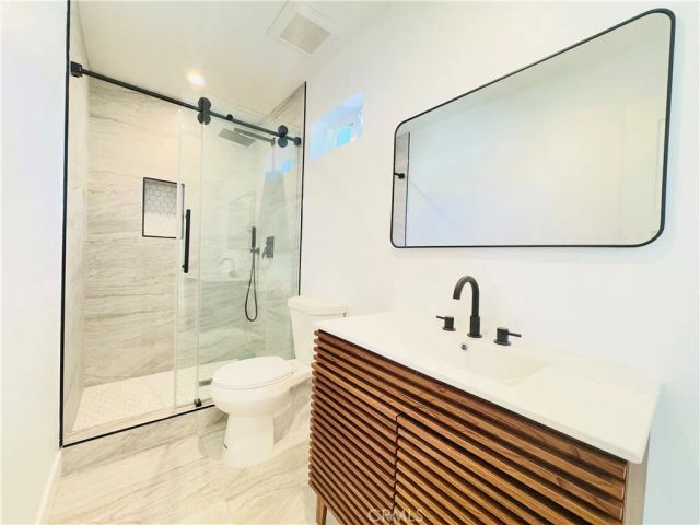 6860 Aura Avenue, Reseda, CA 91335