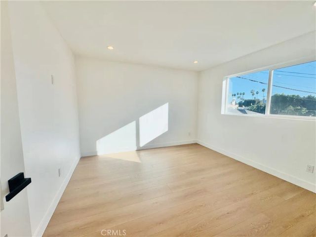 6860 Aura Avenue, Reseda, CA 91335