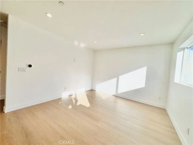 6860 Aura Avenue, Reseda, CA 91335