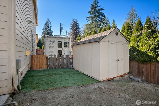 14625 Meridian Drive SE, Lynnwood, WA 98087