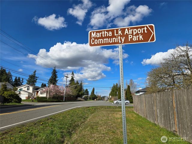 14625 Meridian Drive SE, Lynnwood, WA 98087