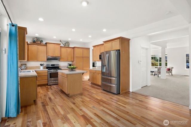 14625 Meridian Drive SE, Lynnwood, WA 98087