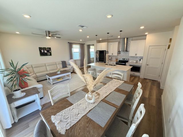 3345 Misty Lake Dr, Antelope, CA 95843