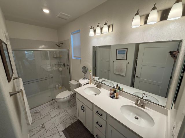 3345 Misty Lake Dr, Antelope, CA 95843