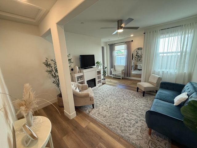 3345 Misty Lake Dr, Antelope, CA 95843