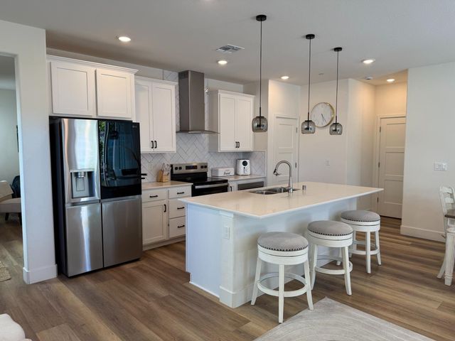3345 Misty Lake Dr, Antelope, CA 95843