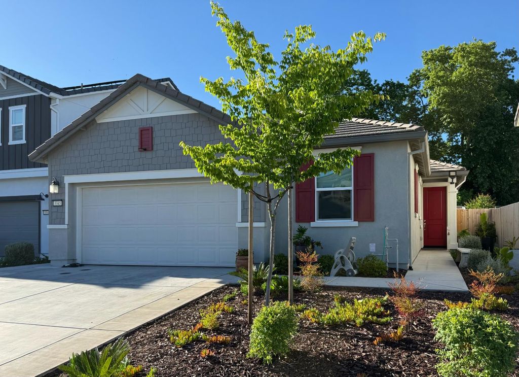 3345 Misty Lake Dr, Antelope, CA 95843