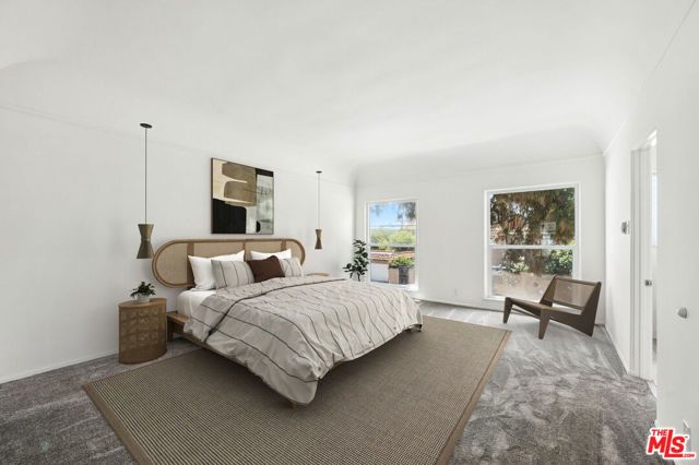 100 N Mansfield Avenue, Los Angeles, CA 90036