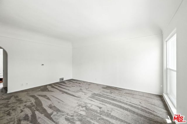 100 N Mansfield Avenue, Los Angeles, CA 90036