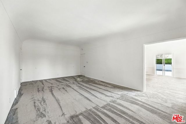 100 N Mansfield Avenue, Los Angeles, CA 90036