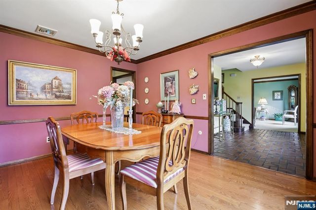 15 Bourbon Street, Wayne, NJ 07470