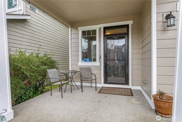 716 Brookstone Street, Mount Vernon, WA 98273