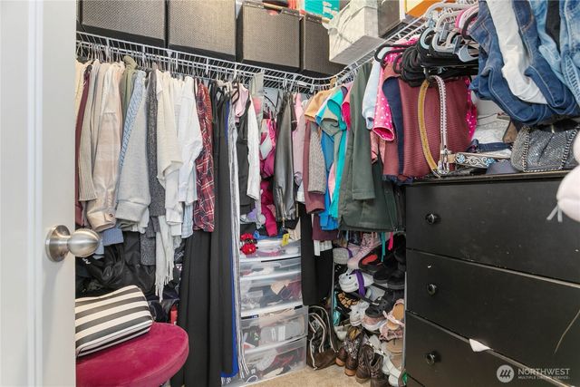 716 Brookstone Street, Mount Vernon, WA 98273