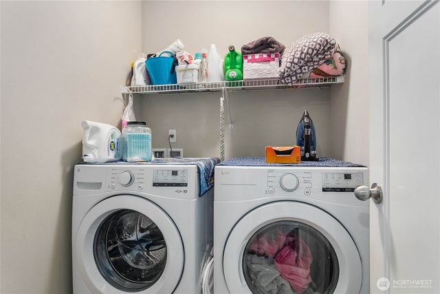 716 Brookstone Street, Mount Vernon, WA 98273