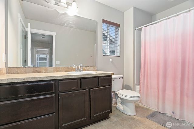 716 Brookstone Street, Mount Vernon, WA 98273