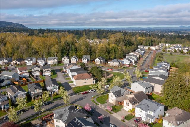 716 Brookstone Street, Mount Vernon, WA 98273