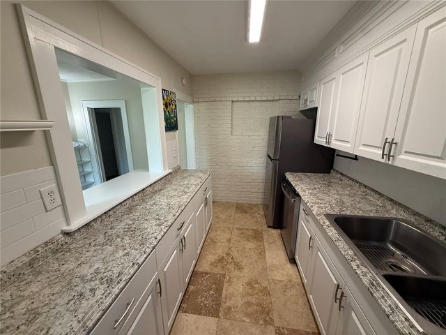 534 W OSCEOLA STREET, Clermont, FL 34711
