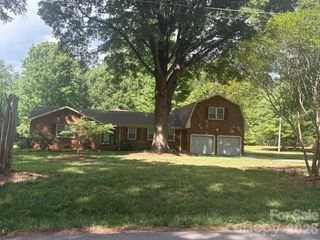 6535 Cashion Road, Huntersville, NC 28078