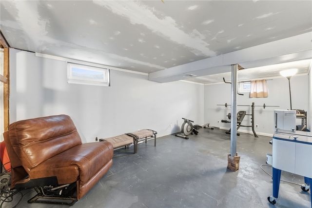 136 Missouri Drive, Warwick, RI 02886