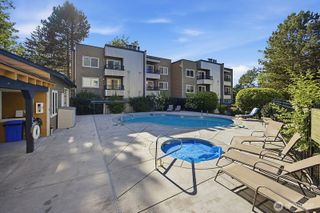 746 Kirkland Circle #F102, Kirkland, WA 98033