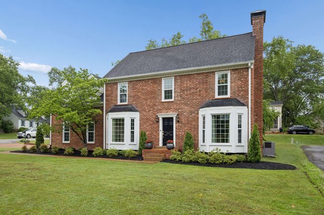 141 Cottonwood Dr, Franklin, TN 37069