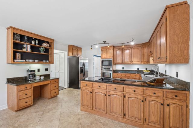 141 Cottonwood Dr, Franklin, TN 37069
