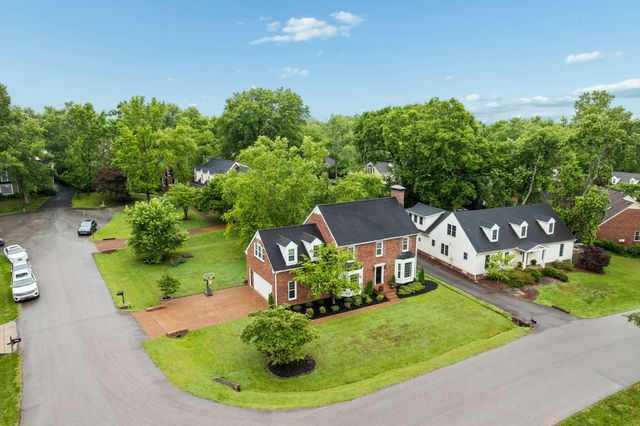 141 Cottonwood Dr, Franklin, TN 37069