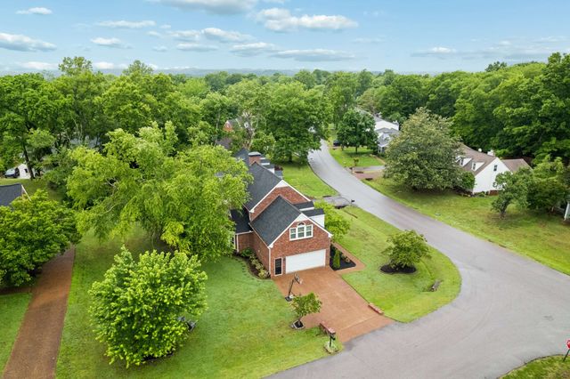 141 Cottonwood Dr, Franklin, TN 37069