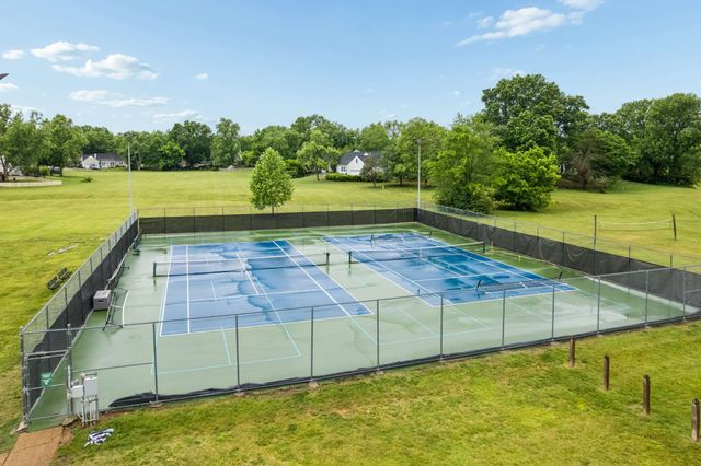 141 Cottonwood Dr, Franklin, TN 37069