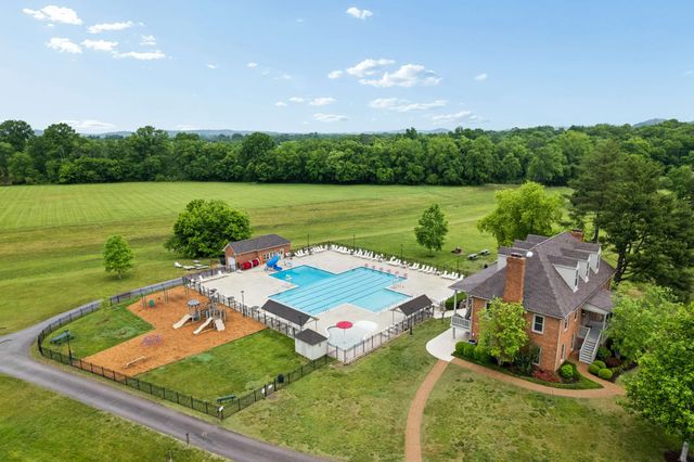 141 Cottonwood Dr, Franklin, TN 37069
